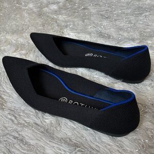 Rothy's Black and Blue Women's Classic Pointed-Toe Flats Shoes Size W9